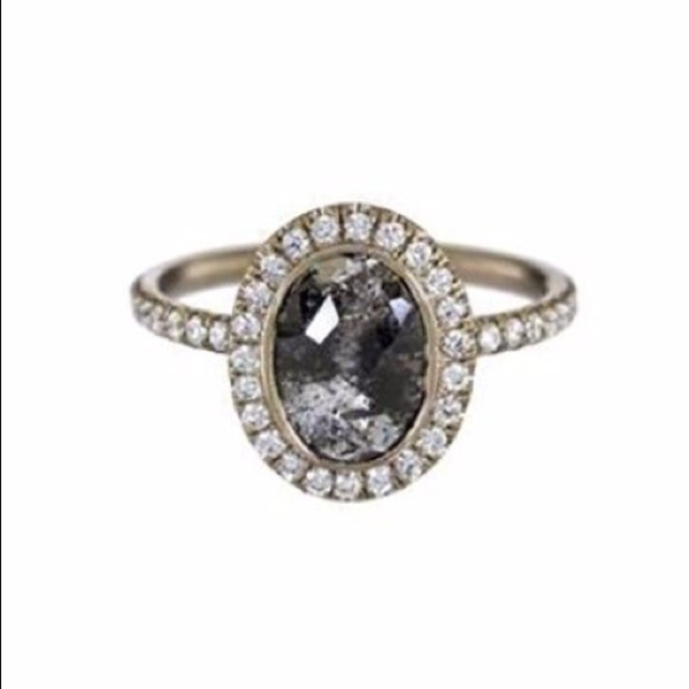 Natural black diamond engagement ring and band - Picture 4 of 5