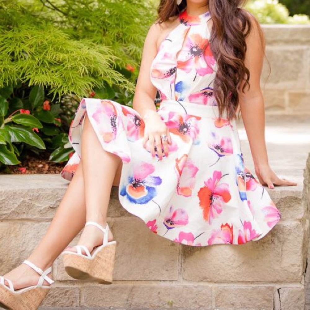 Spring dress, - Picture 3 of 4