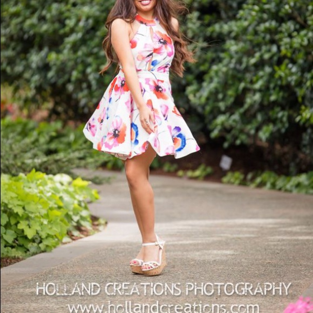 Spring dress, - Picture 4 of 4