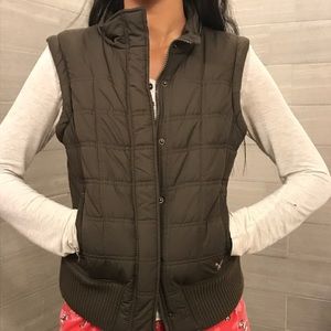 American eagle fall vest