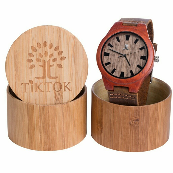 Men's Wooden Watches - Picture 3 of 3