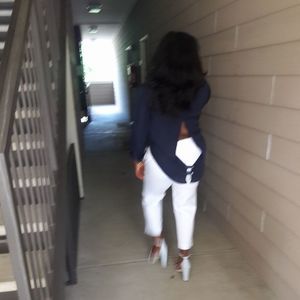 Meet your Posher, Faye