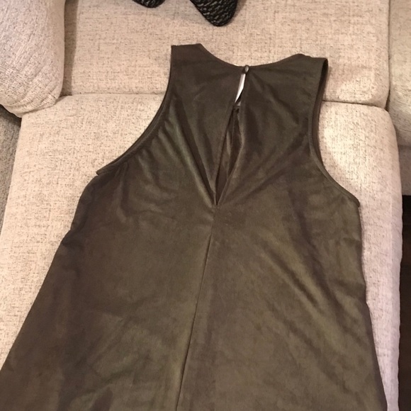 Romper - Picture 2 of 3