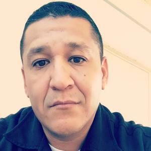 Meet your Posher, Carlos