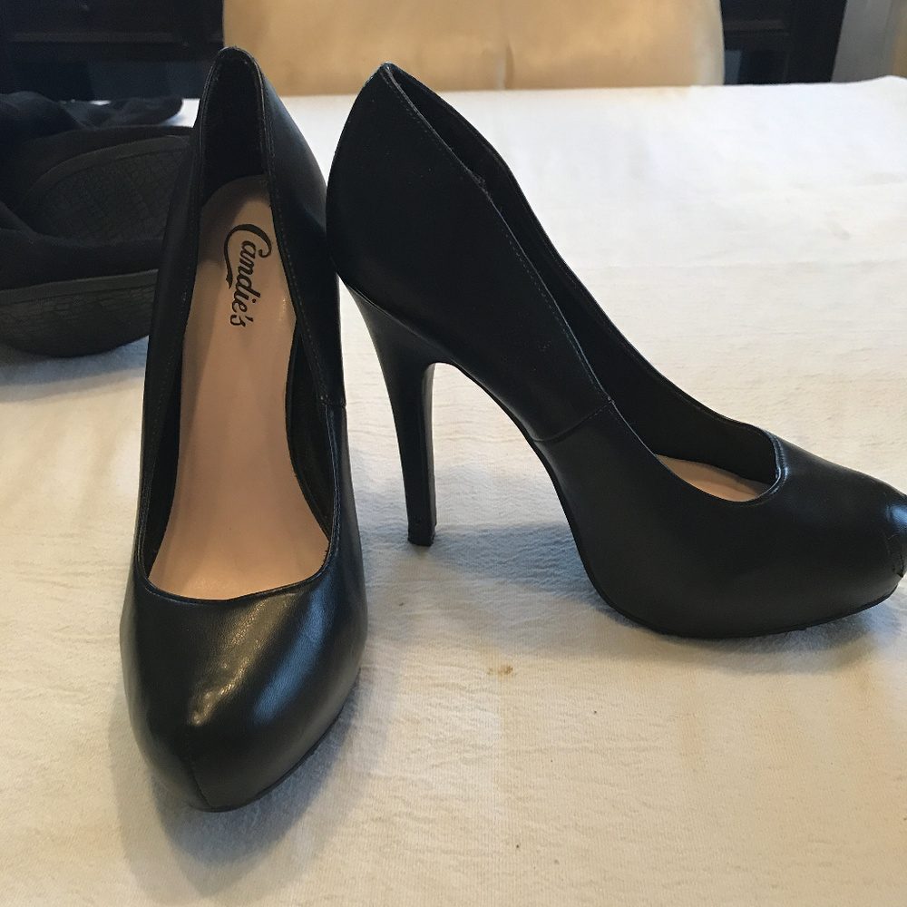ladies platform pump