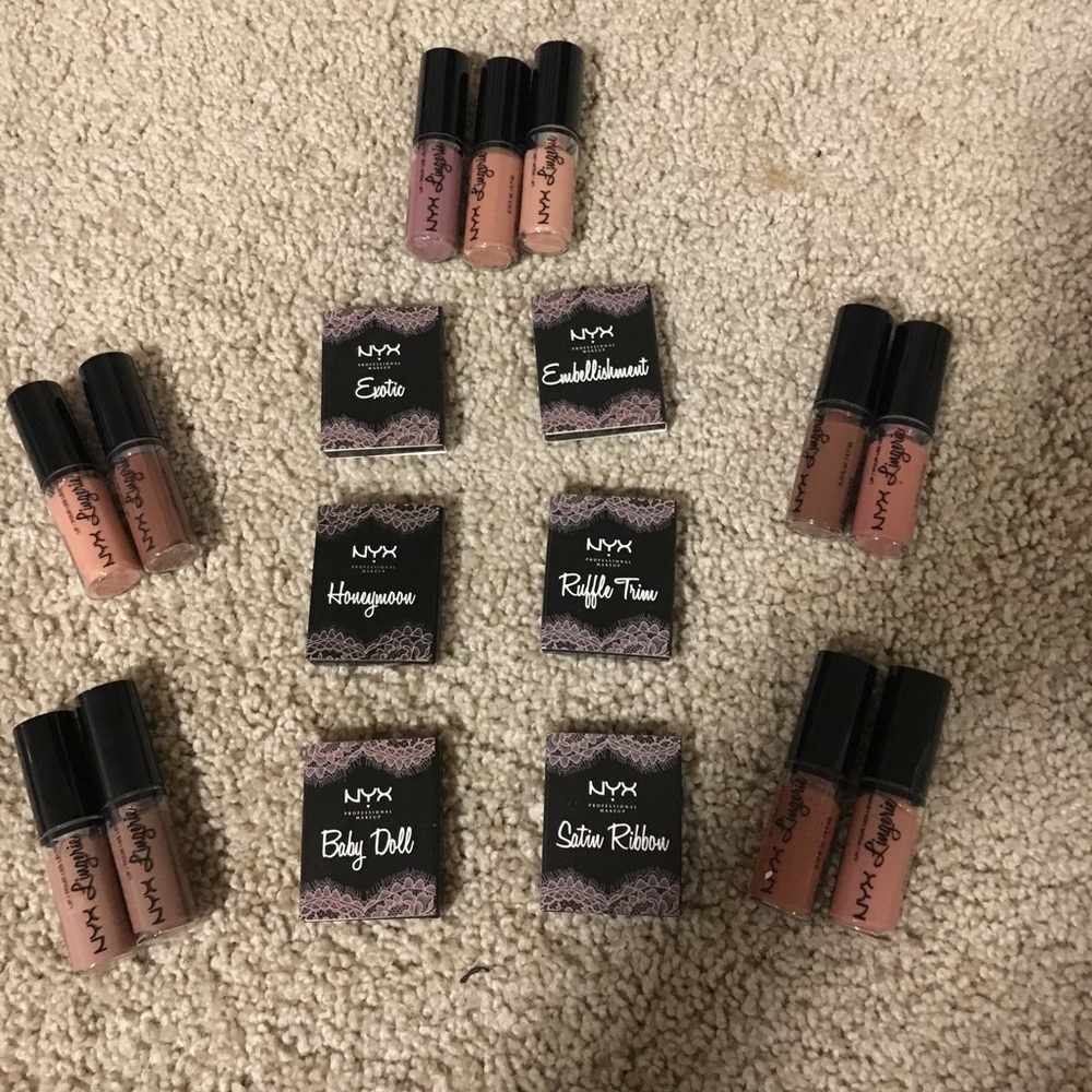NYX lipsticks and eyeshadows (11 lipsticks 9 eye)
