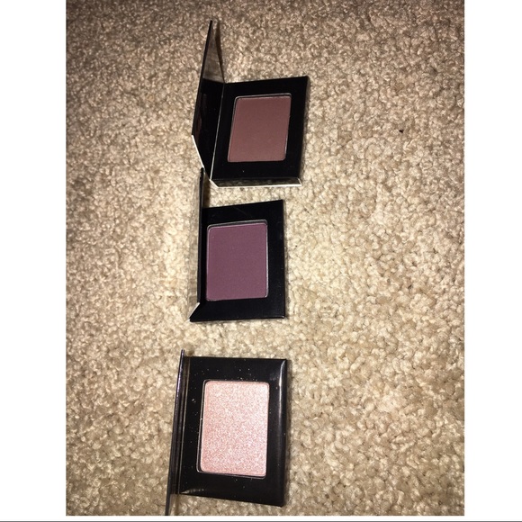 NYX lipsticks and eyeshadows (11 lipsticks 9 eye) - Picture 3 of 6
