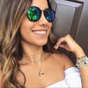 Meet your Posher, Gennessis