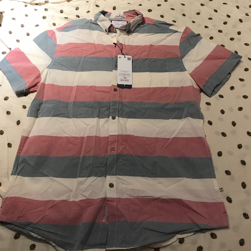 Men’s Button-Down Shirt