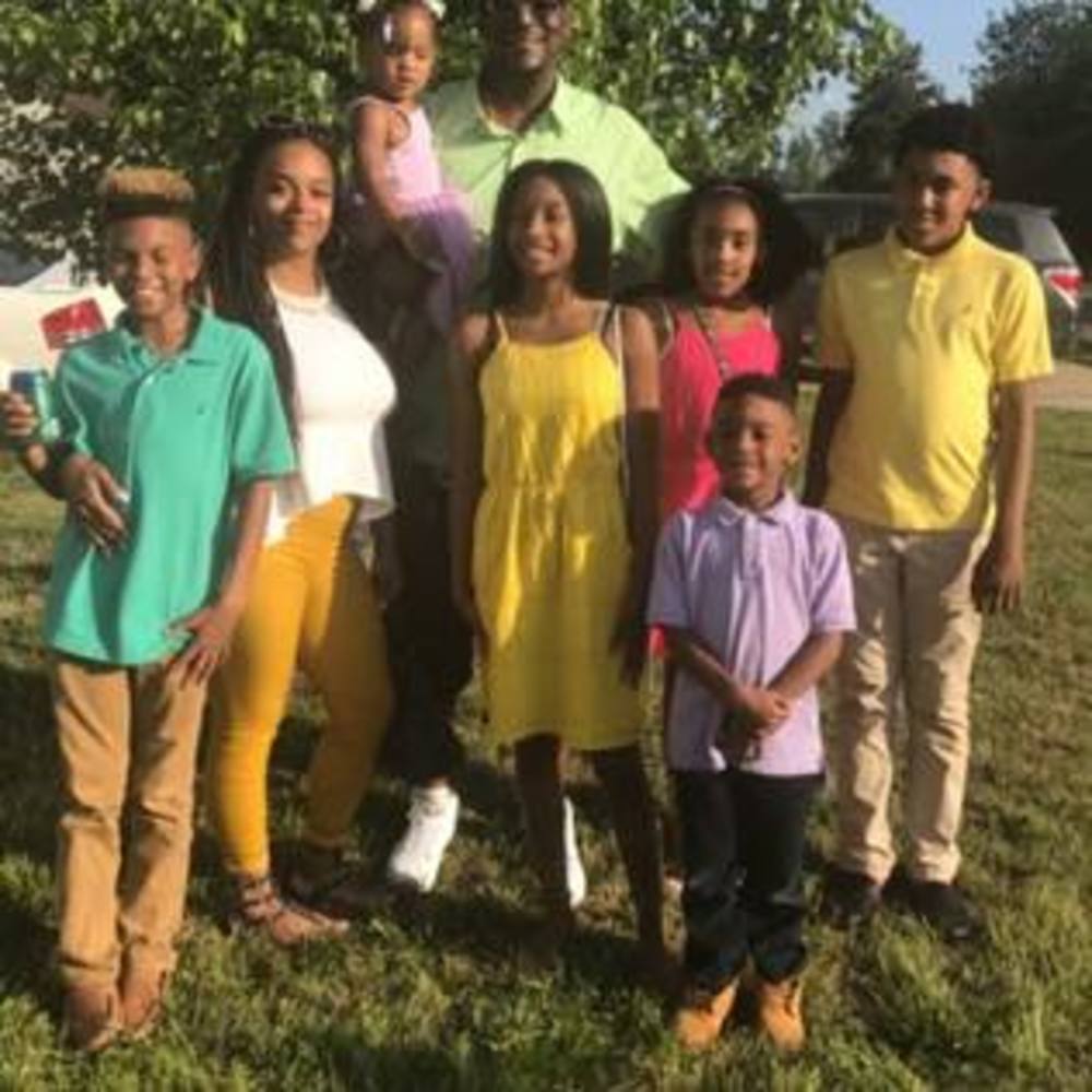 Meet your Posher, Clarence