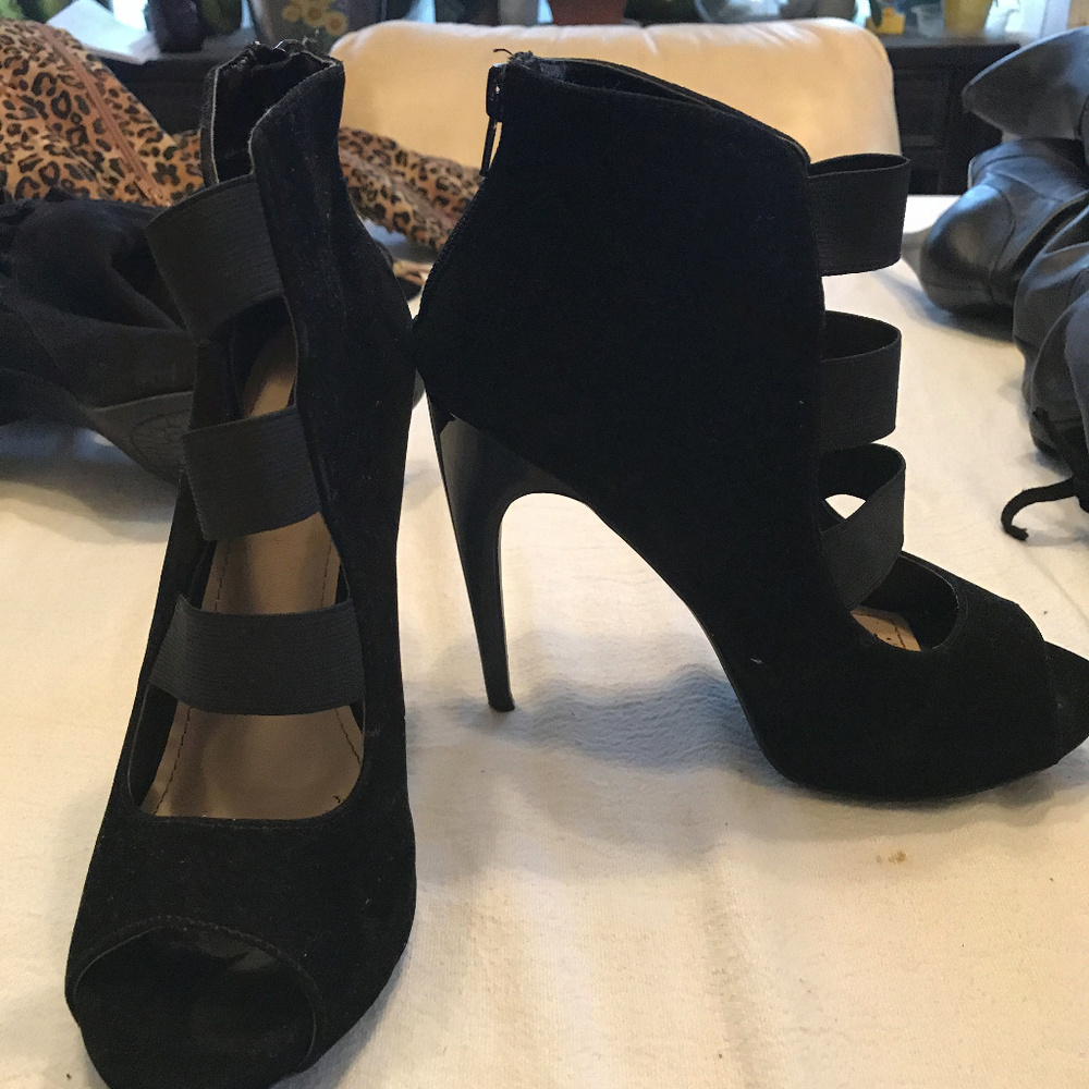 doll house ankle boot