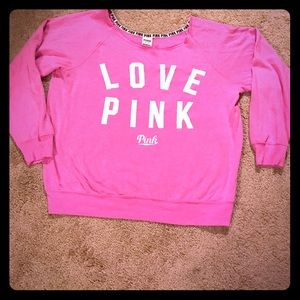 Love this sweatshirt! Only worn twice!