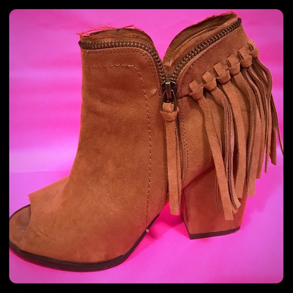 Dolce Vita Shoes - Caramel Suede Booties