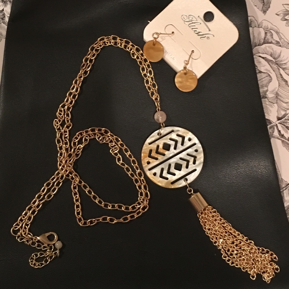 Long necklace