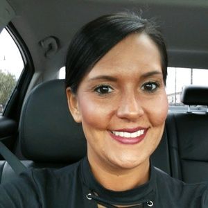 Meet your Posher, Lindsey