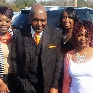 Meet your Posher, Mamie