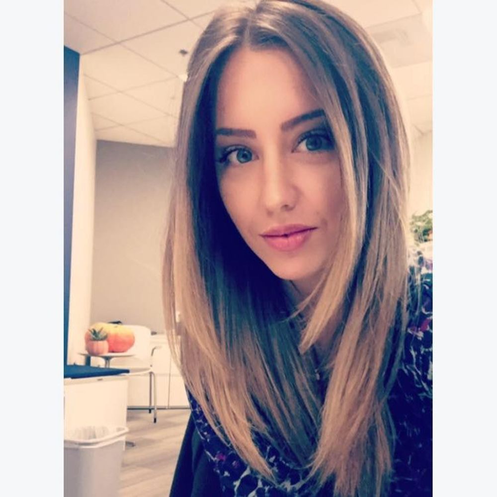 Meet your Posher, Christina