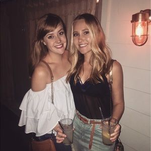 Meet your Posher, Alexis