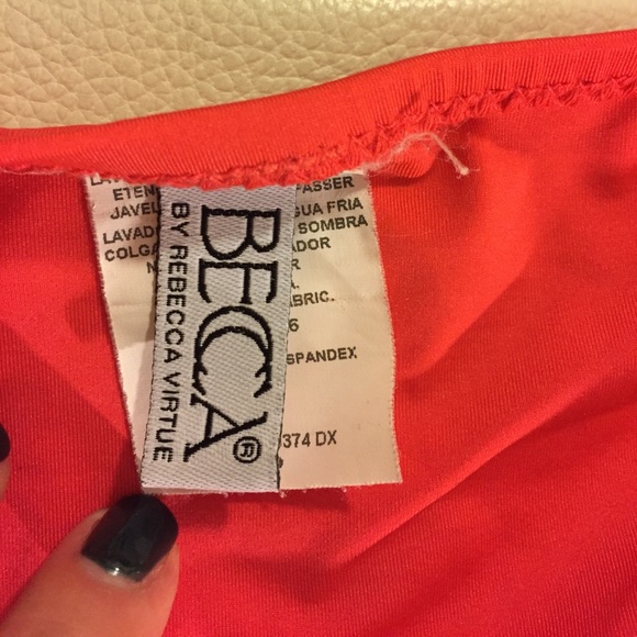 Becca bikini - Picture 2 of 3