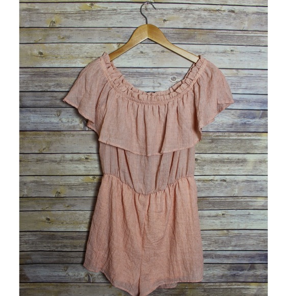 Peach Ruffle romper! - Picture 2 of 7