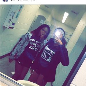 Meet your Posher, Taylor