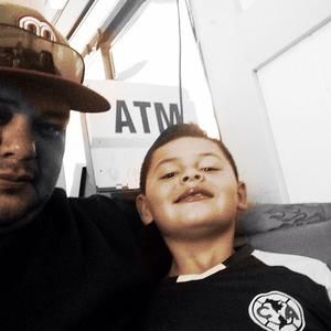 Meet your Posher, Luis