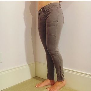 Plum BDG zipper ankle pants