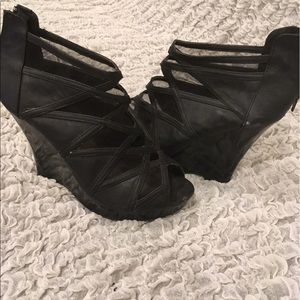 Black mesh peep toe wedges