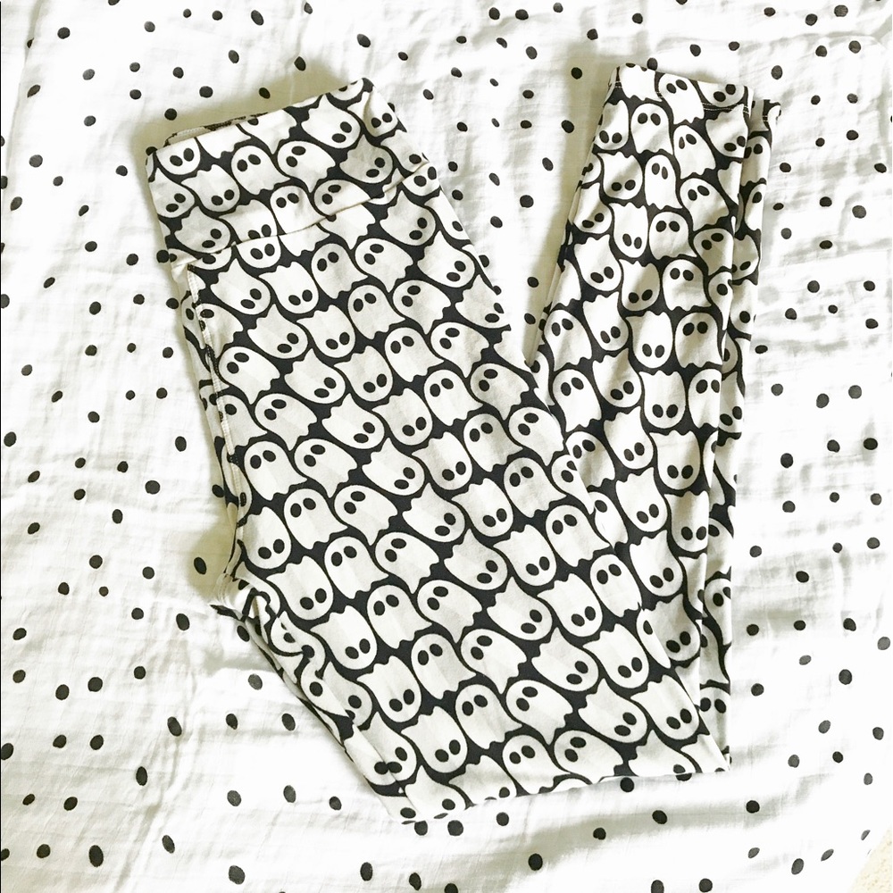 LuLaRoe One Size halloween leggings!