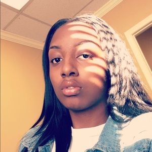 Meet your Posher, Shade