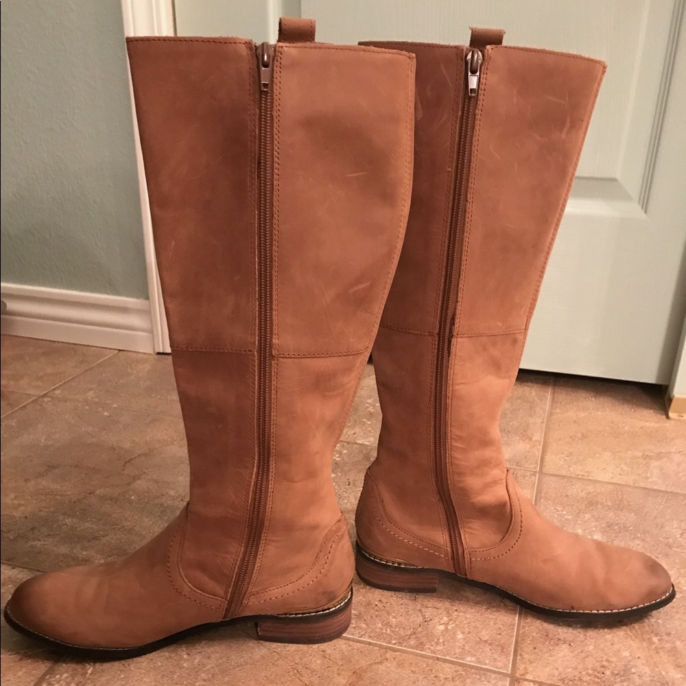 Very Volatile Tan Fall/Winter Leather Boots
