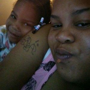 Meet your Posher, Lashae