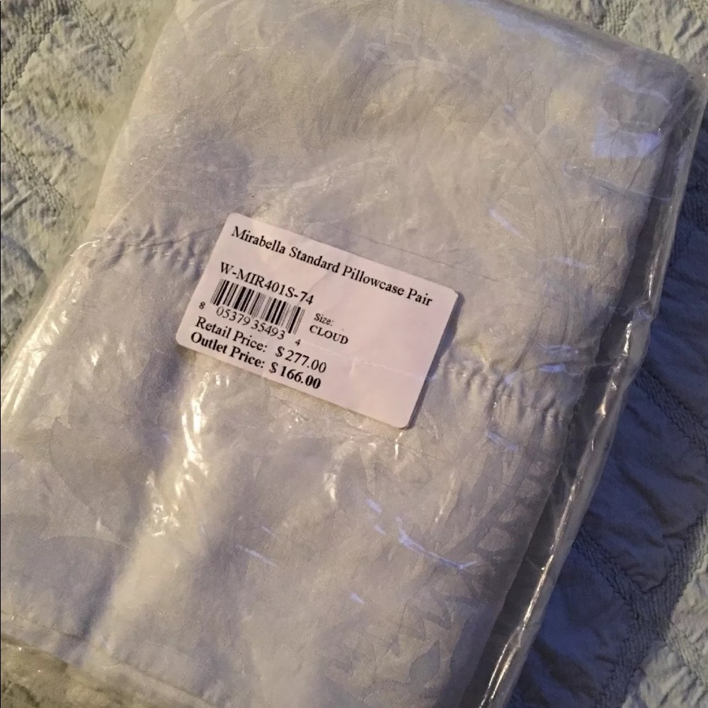Bella Notte Pillowcase Set