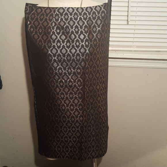 Elegant skirt - Picture 2 of 5