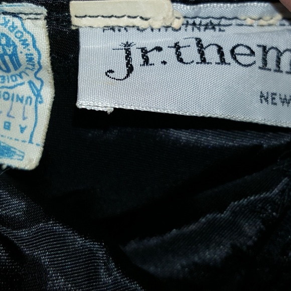 Sleeveless Formal Black Dress Bow-tie Waist - Picture 5 of 5