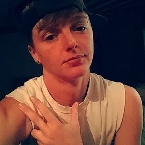 Meet your Posher, Cortney