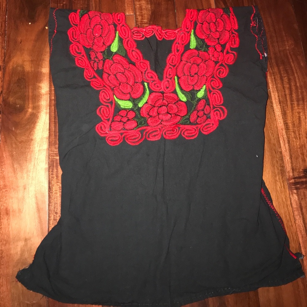 Embroidered shirt