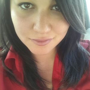 Meet your Posher, Arielle