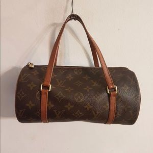 Authentic Louis Vuitton Monogram Papillon 26 Purse
