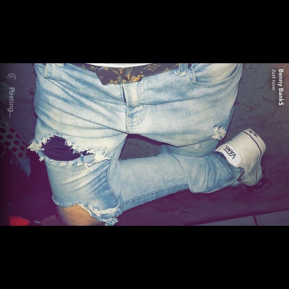 Louie Vuitton Monogram Belt - Picture 5 of 5