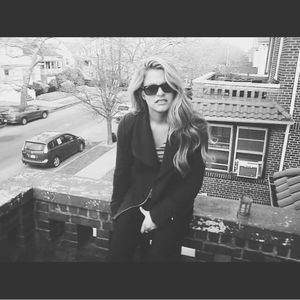 Meet your Posher, Ashley