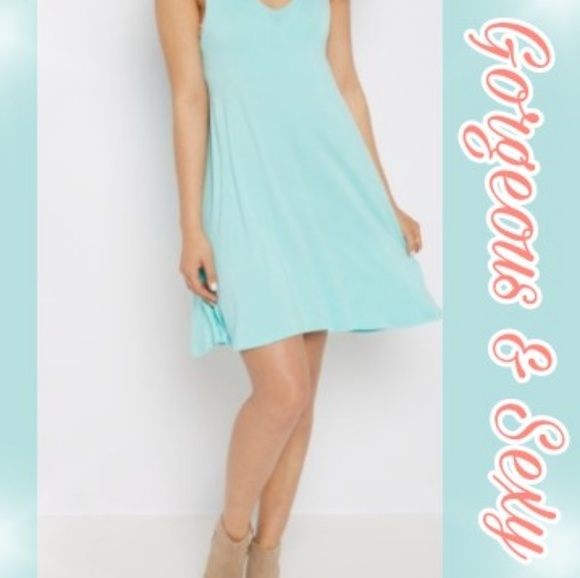 🌟 trendy cutout choker style Swing Dress 🌟 - Picture 6 of 6