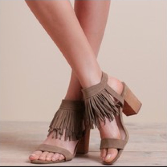 Whiskey Distressed Suede Leather Fringe High Heels - Picture 5 of 8