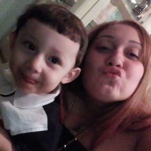 Meet your Posher, Ely