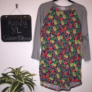LuLaRoe Randy Tee. Baseball tee, flowers