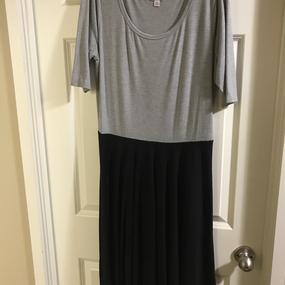 LulaRoe Nicole Dress Size XL
