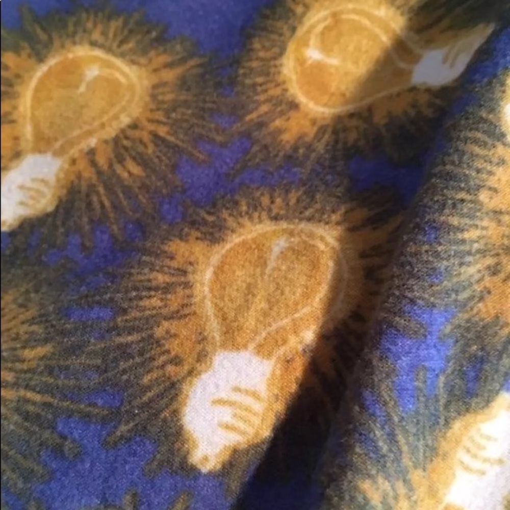 TC Lularoe Lightbulb Leggings