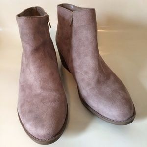 American Eagle Ankle Boots