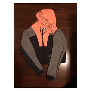 Victoria’s Secret Pink Crop Zip up NWOT