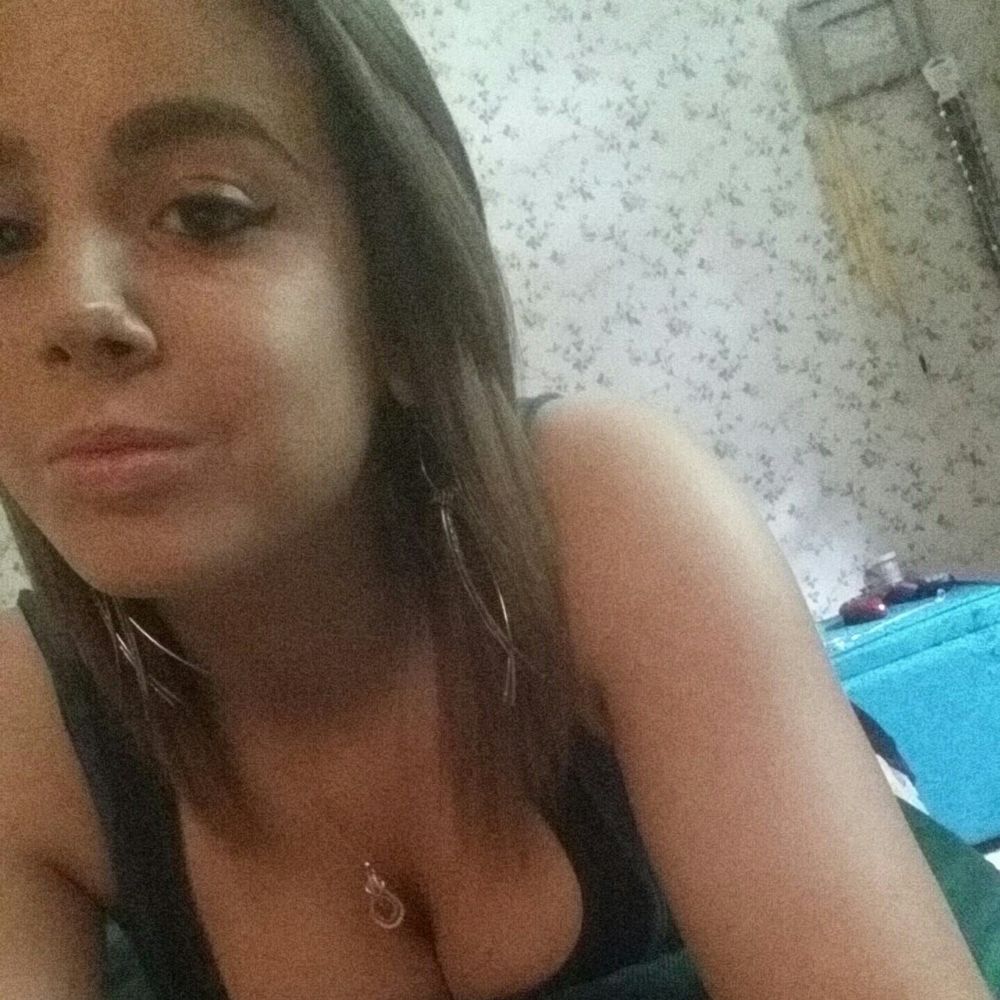 Meet your Posher, Sabrina